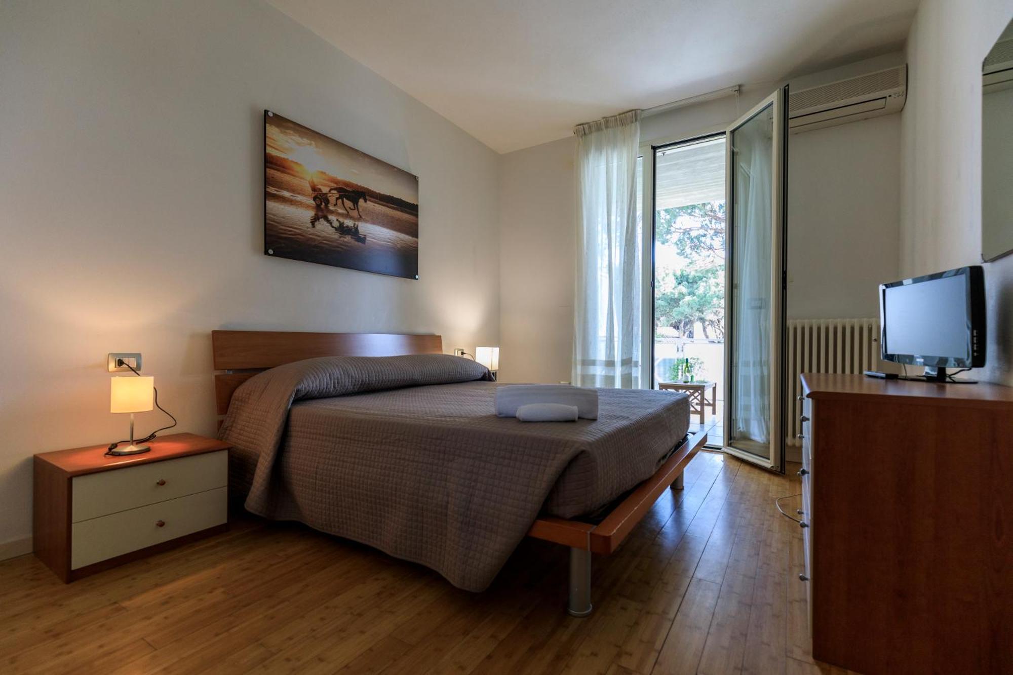 Residence Rivaverde Марина ди Равена Екстериор снимка
